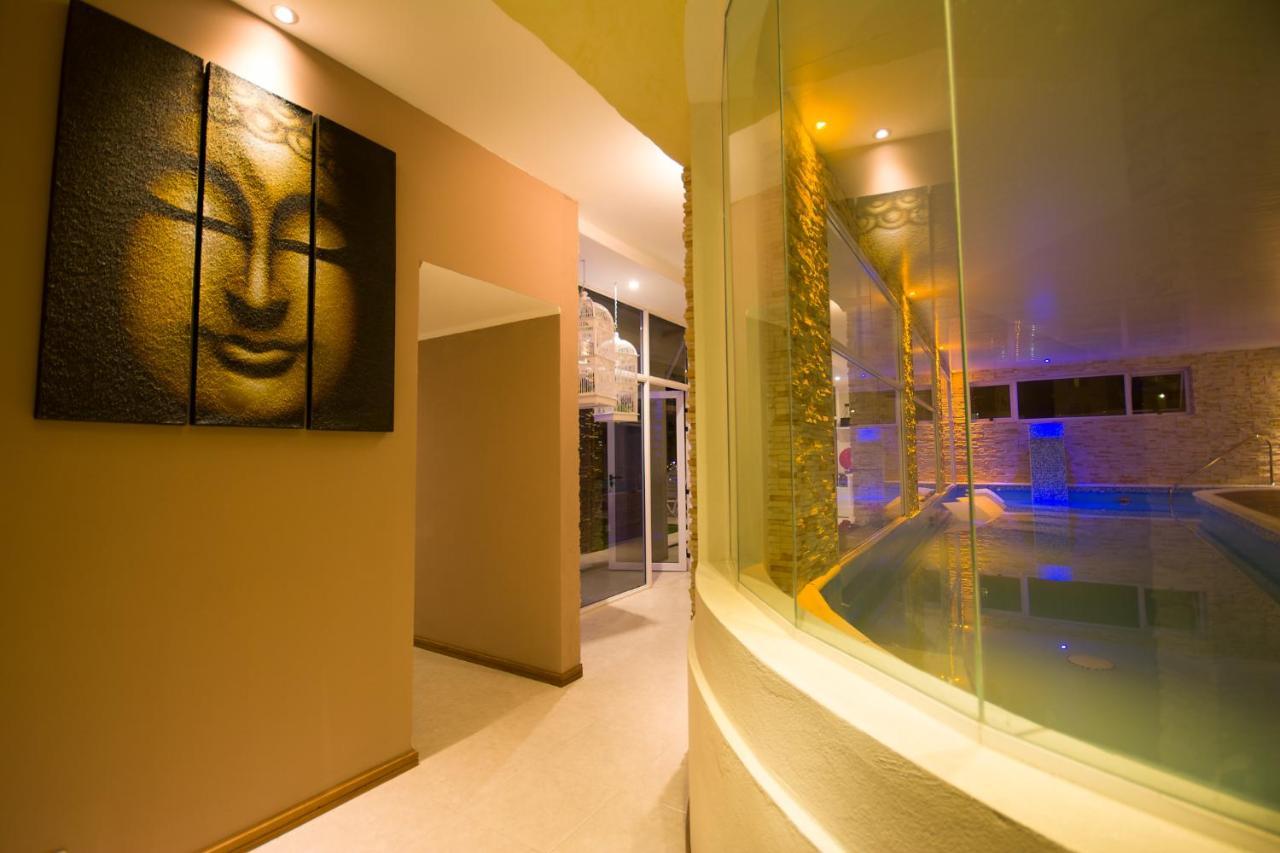 Los Tilos Hotel Y Spa By Cph Villa Carlos Paz Eksteriør billede